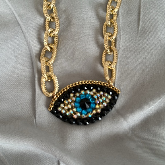 Evil eye hand made Necklace - Picture 2 of 3
